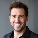 Portrait professionnel de Marc Tremblay, directeur du support client chez FynoSpark.